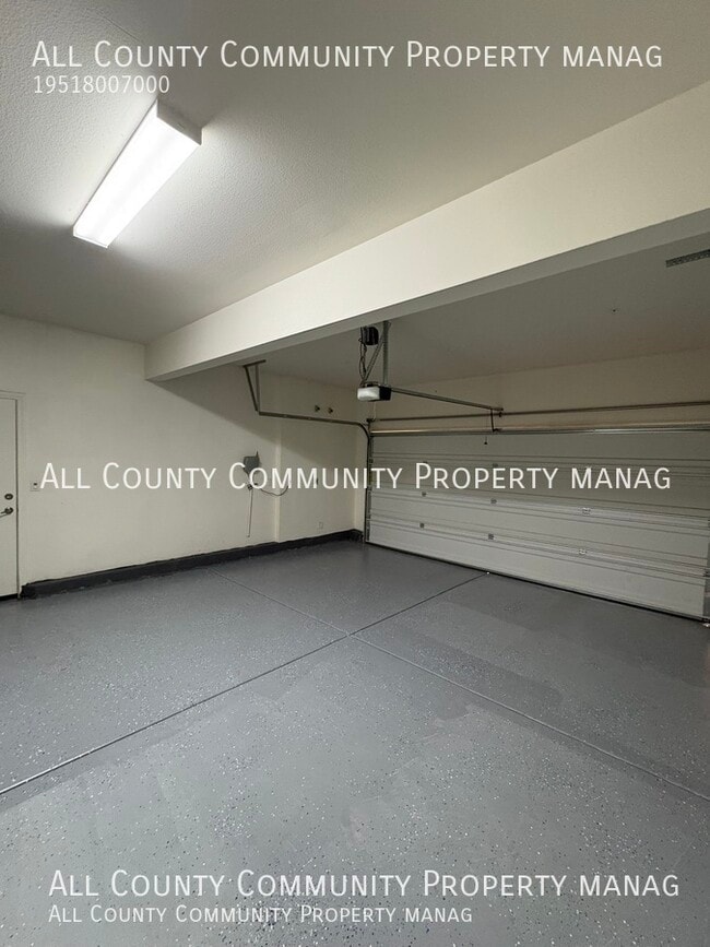 Building Photo - 29892 Glacier Bay Dr