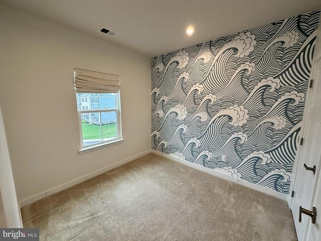 Building Photo - 463 Paperbark Sq