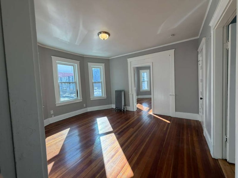 Building Photo - 246 Rogers St