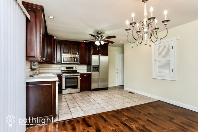 Building Photo - 650 Lemonwood, Ballwin, MO, 63021