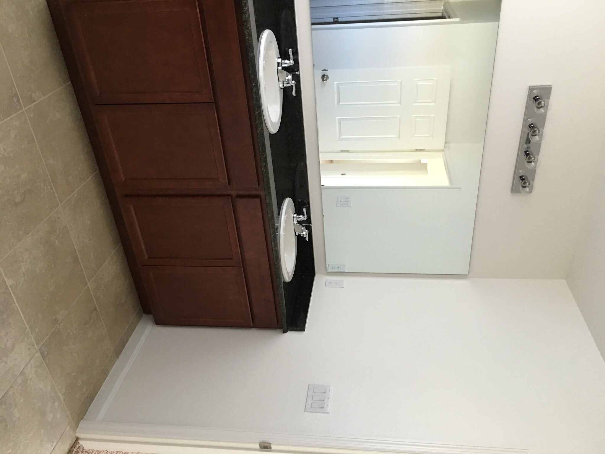 Building Photo - 1522 Lexington Square SW