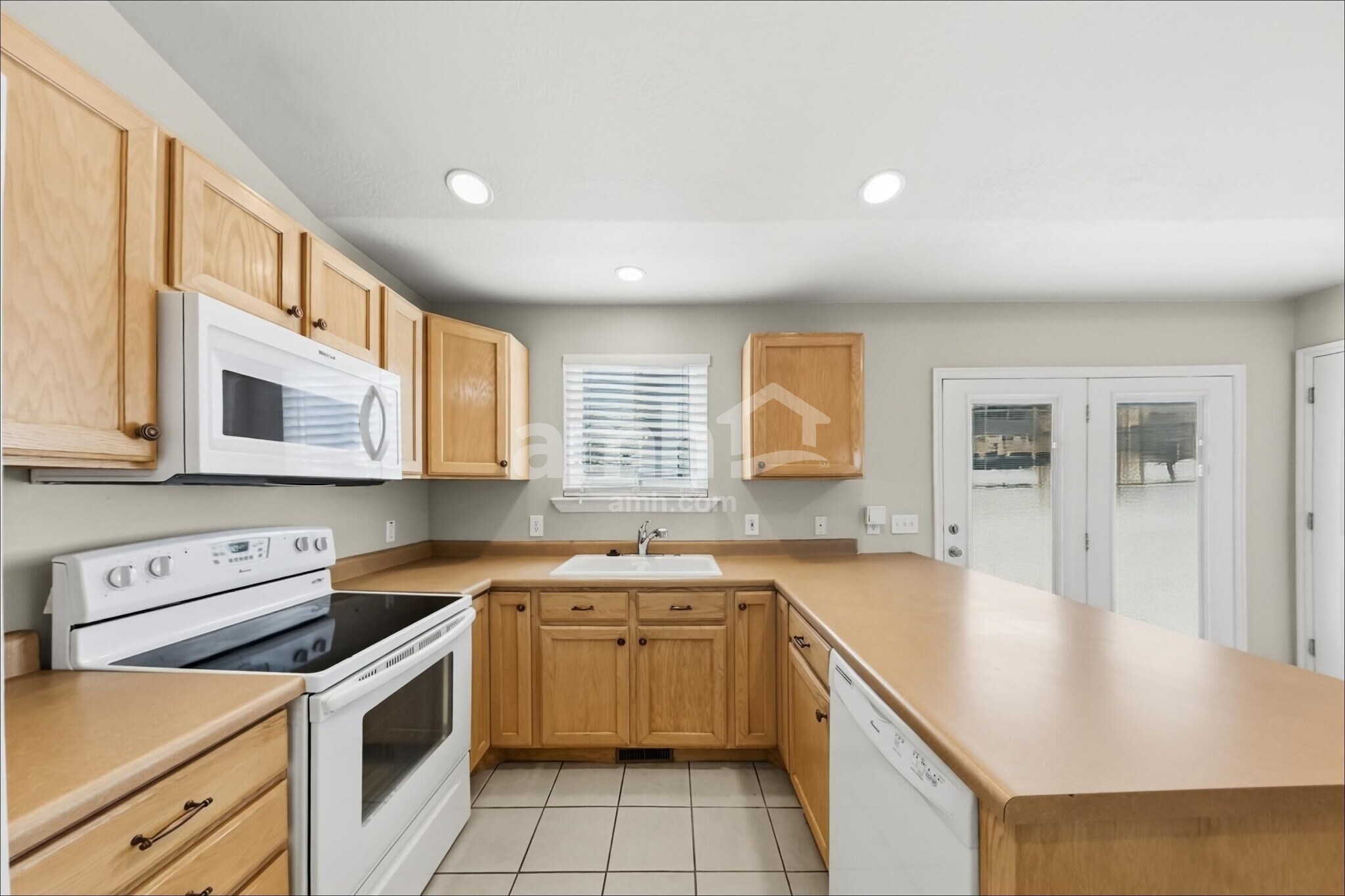 Building Photo - 5763 W Sunbright Ln