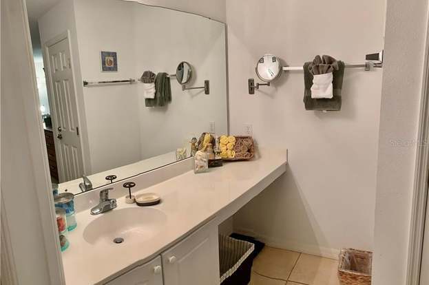 Building Photo - 2738 Club Cortile Cir