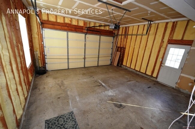 Building Photo - 7 Woodbent Dr