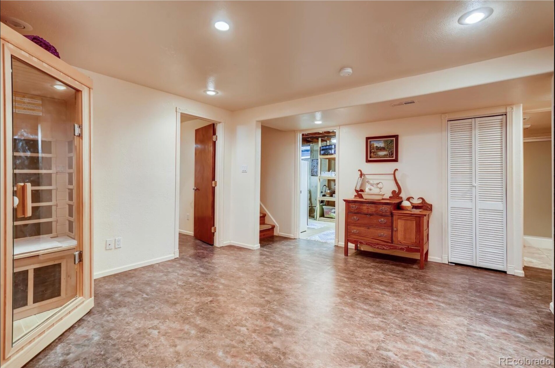 Building Photo - 3735 w 78th Ave