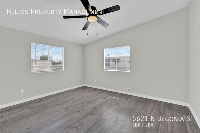 Building Photo - 5621 N Begonia St
