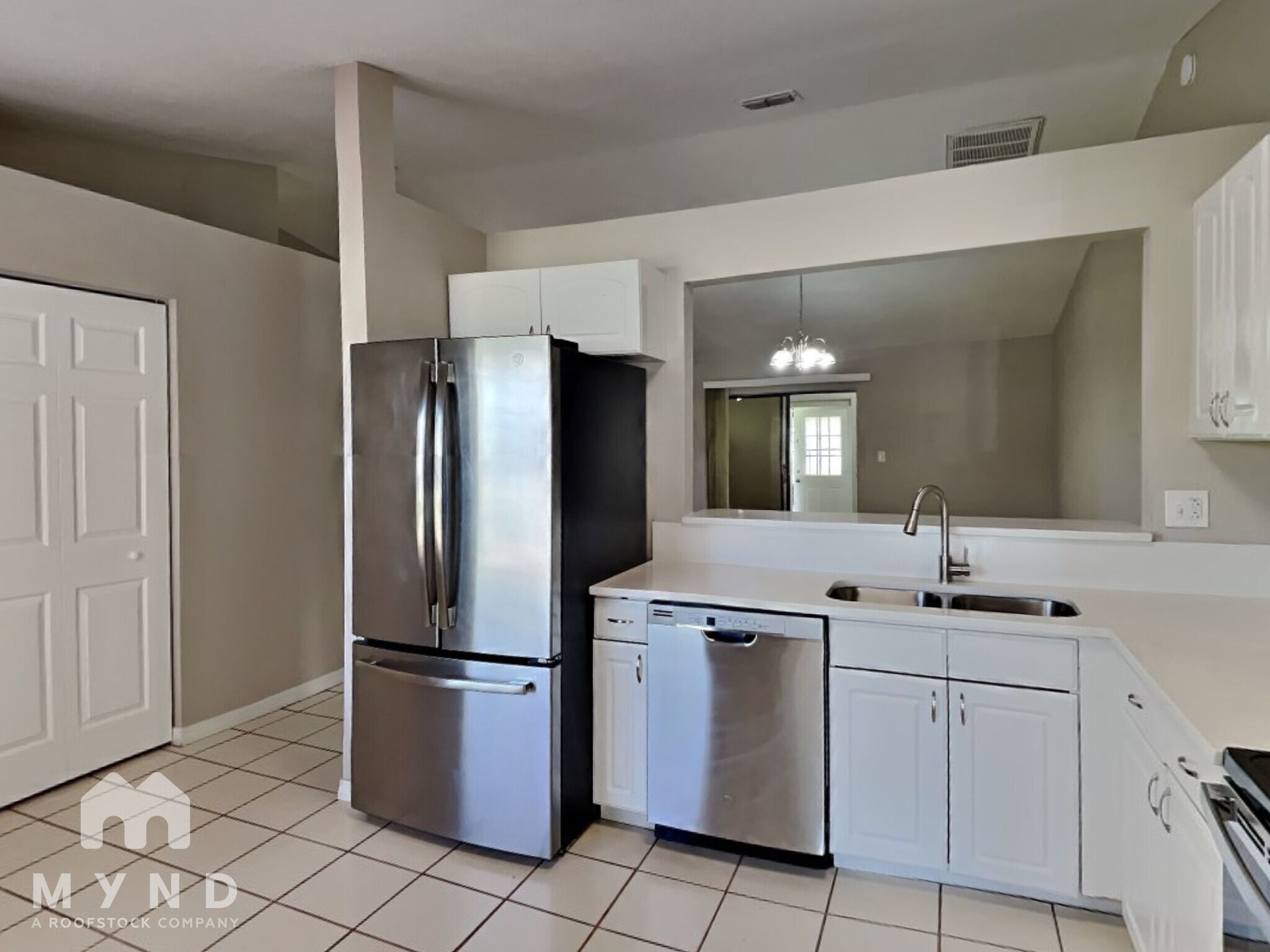 Building Photo - 530 Delido Way