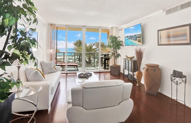 Building Photo - 2501 S Ocean Dr