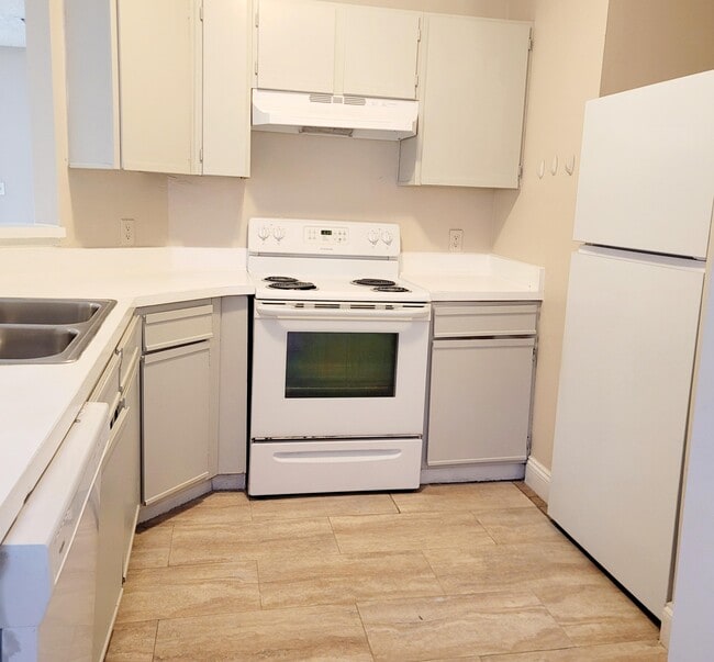 Building Photo - 3421 NW 44th St