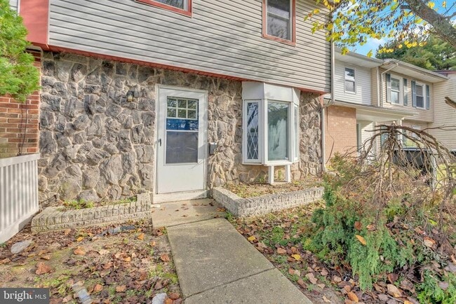 Building Photo - 6 Magnolia Ct