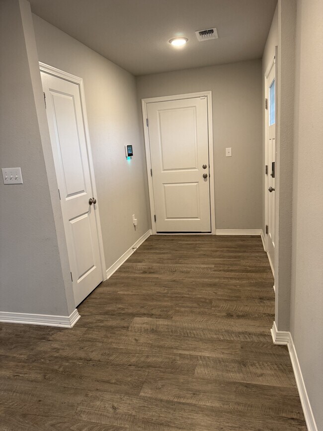 Building Photo - 14157 Sanctuary Trails Dr