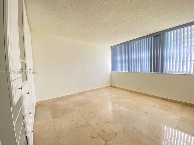 Building Photo - 1890 S Ocean Dr