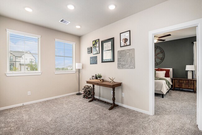 Building Photo - 7603 Green Bulrush Wy