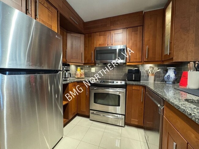 Building Photo - 2100 Langston Blvd.