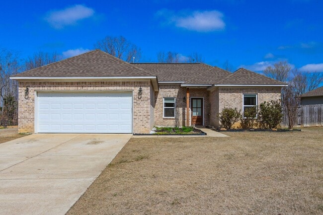 Building Photo - Family Home in Shelbi Place Available June 2026