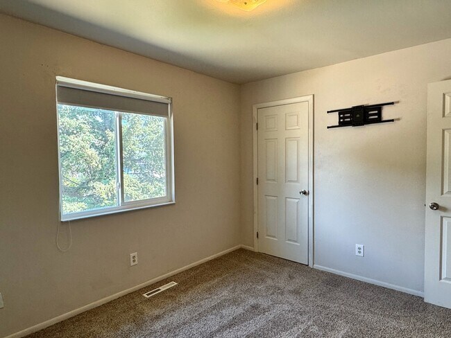 Building Photo - 7254 S Tamarac St