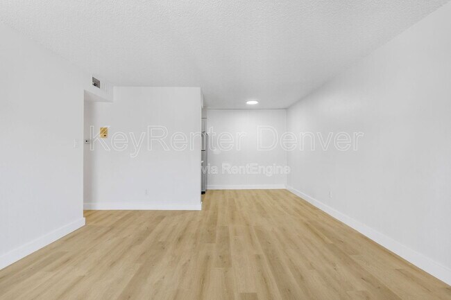 Building Photo - 7755 E Quincy Ave