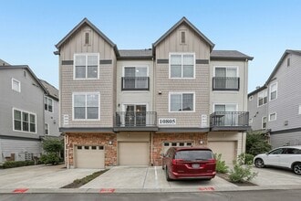 Building Photo - Dual-Suite 2BR/2.5BA Townhome-Style Condo — Gas Fireplace, Balcony & Attached Garage | Heron Cree...