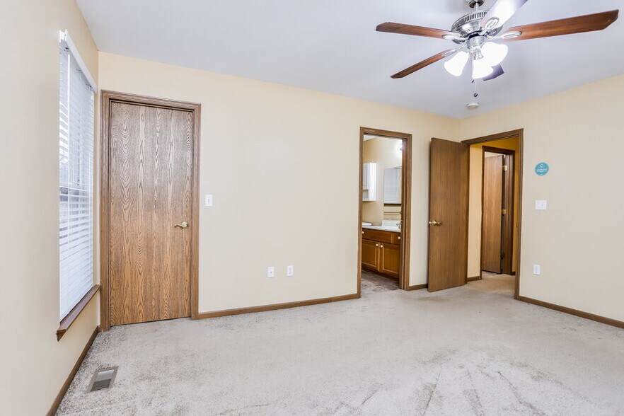 Building Photo - 114 Gran Vista Dr
