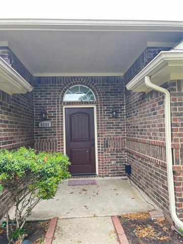 Building Photo - 6608 Buckeye Dr