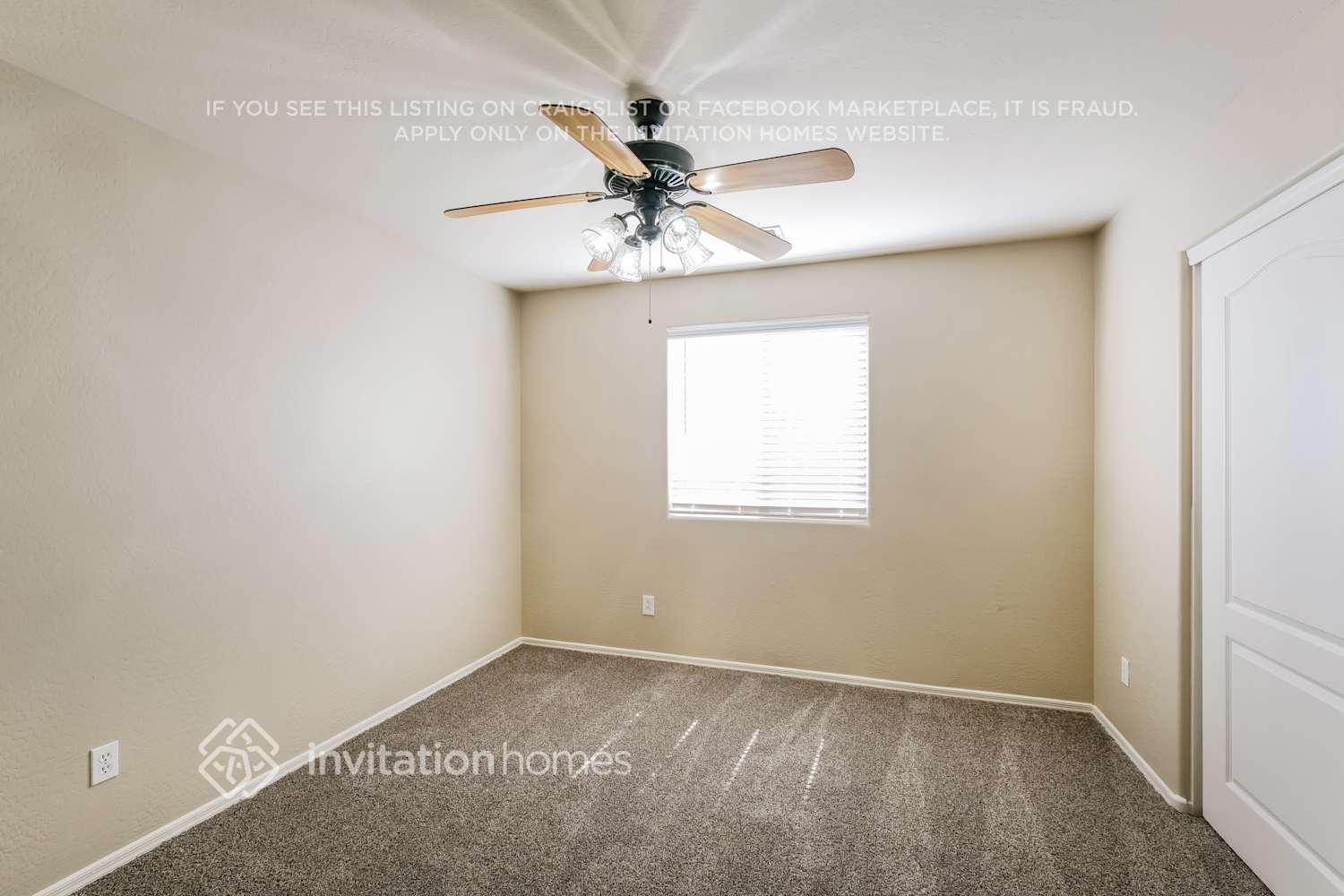 Building Photo - 24902 W Wayland Dr