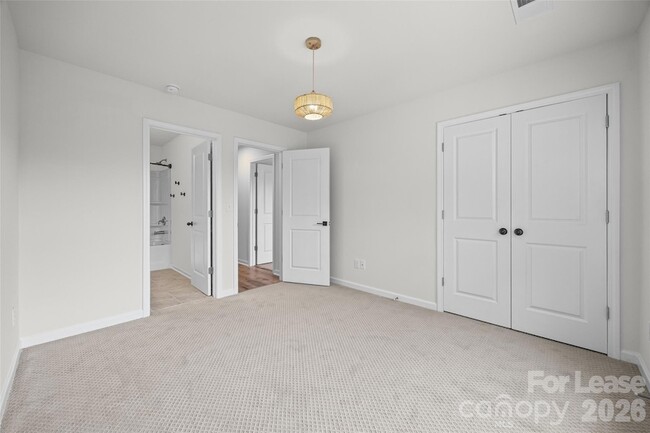 Building Photo - 1093 Chicory Trce