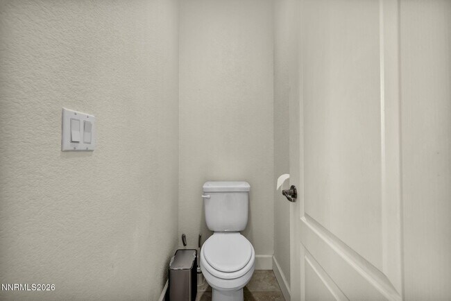 Building Photo - 10677 Foxberry Park Dr