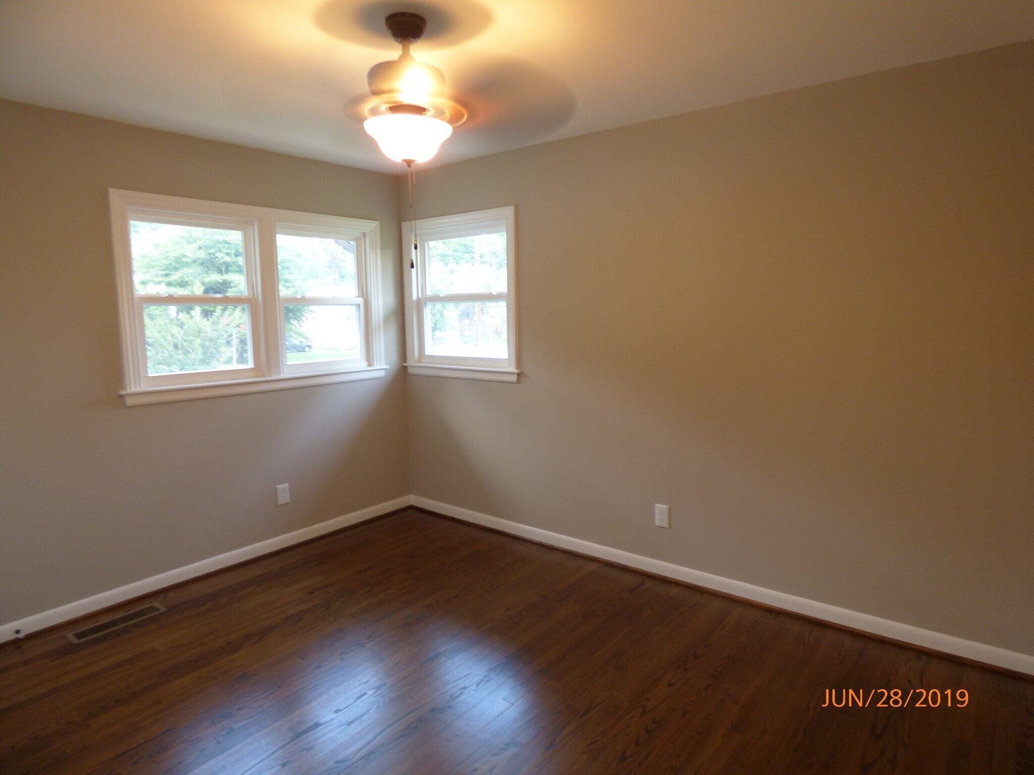 3rd Bedroom - 214 S Smithfield Rd