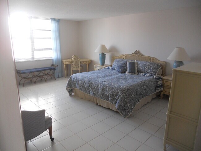 Building Photo - 3456 S Ocean Blvd