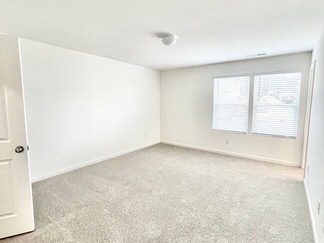 Building Photo - 3br 2.5 ba  Paired Home near shopping, I-77 & I-40 Ready July 17th!