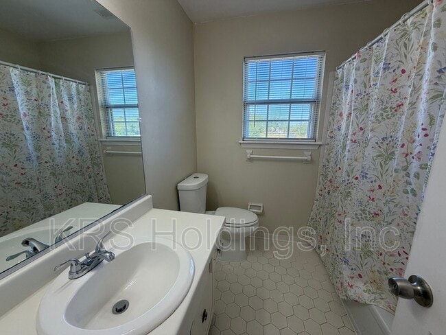 Building Photo - 917 Timber Creek Pl