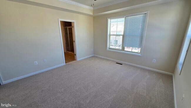 Building Photo - 6634 Bartrams Forest Ln