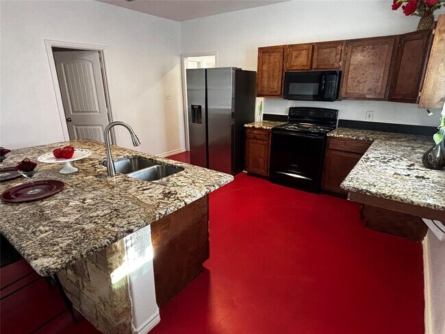 Building Photo - 102 Austin Elaine Dr