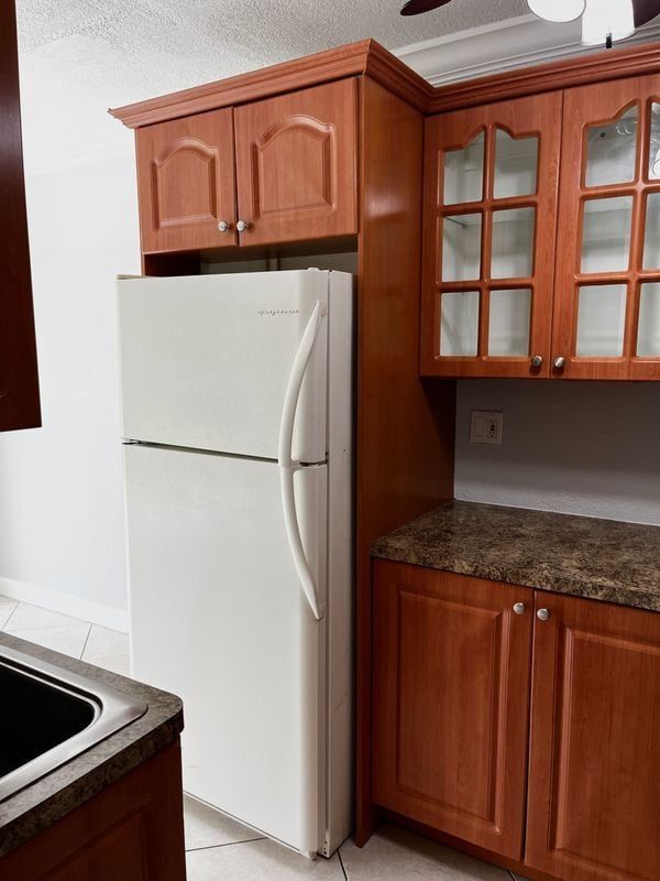 Building Photo - 8149 Lagos De Campo Blvd