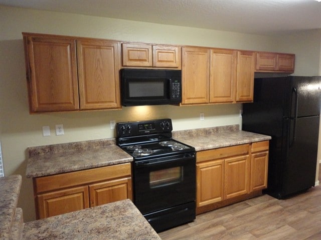 Building Photo - 11210 W Rio Vista Ln