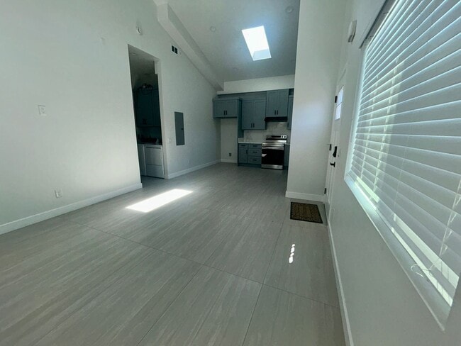 Building Photo - Beautiful Newly Built 2bed/2bath ADU