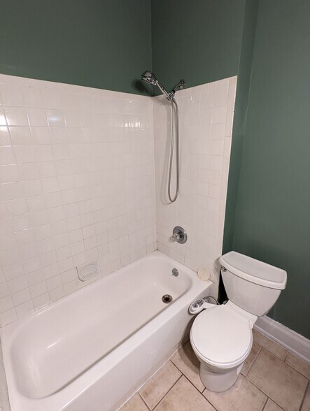 Bathroom 1 - 2253 Loth St