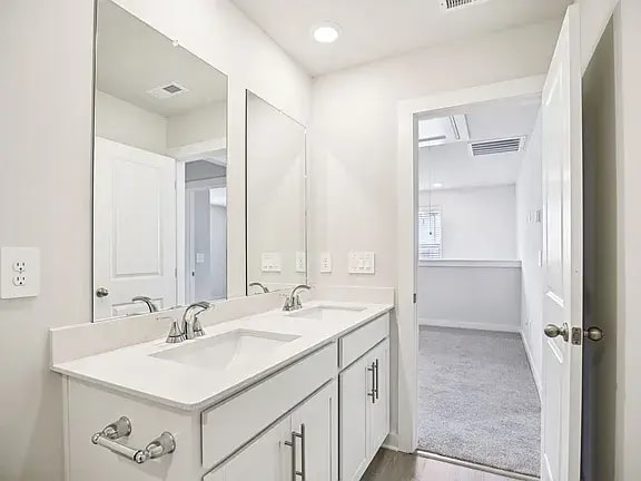 Building Photo - 4145 Walnut Ridge Dr