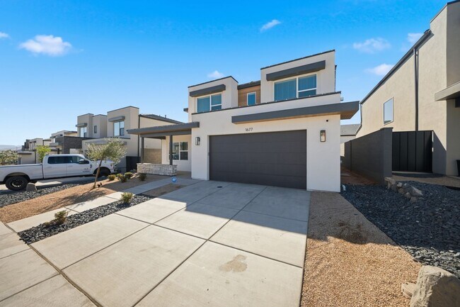 Building Photo - Extra Space, Extra Comfort! 5 Bedroom Home With Bonus Den in Long Valley!