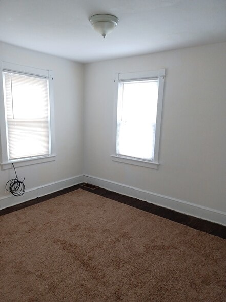 Bedroom 2 - 2437 Sycamore St