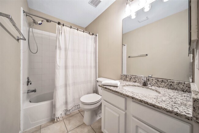 Building Photo - 111 W Burberry Cir