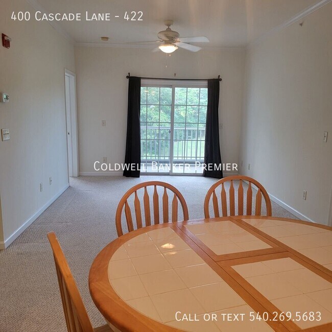 Building Photo - 400 Cascade Ln