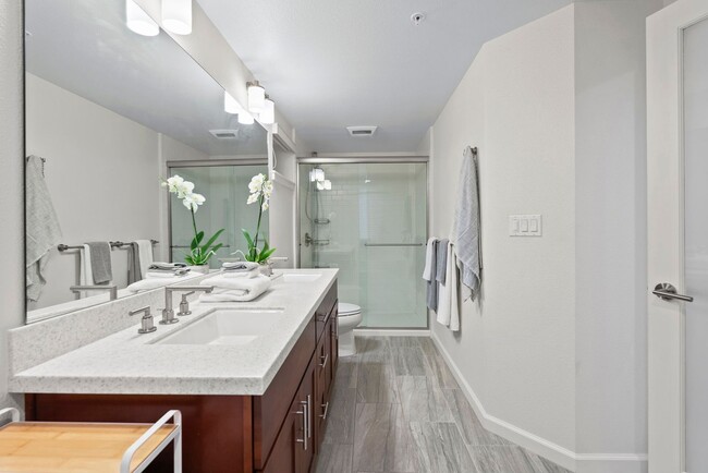 Building Photo - Furnished 2BR/2BA at Ka Malanai in Kailua + Central A/C & 2 Parking