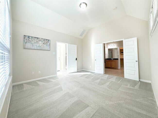 Building Photo - 22214 Meandering Springs Dr