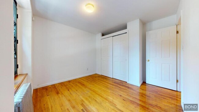 Building Photo - 3 bedroom in Manhattan NY 10003