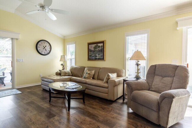 Building Photo - 3025 Bartow Ln