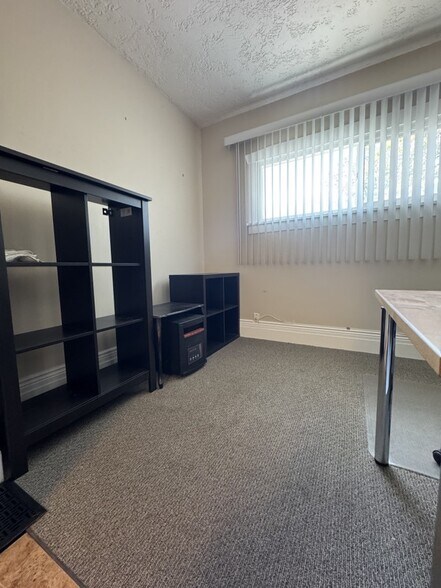 Building Photo - 732 S 900 E