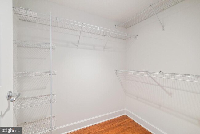 Building Photo - 11800 Sunset Hills Rd