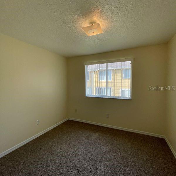 Building Photo - 2715 Fan Palm Dr