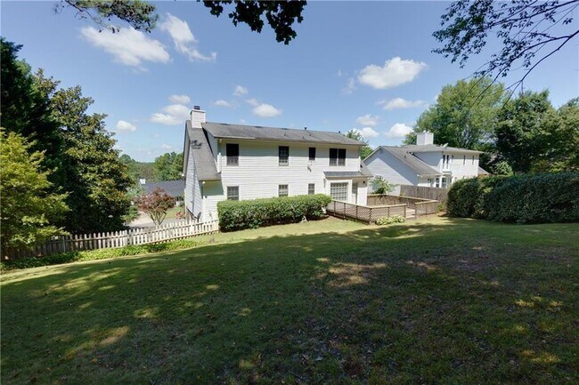 Building Photo - 2890 Carrollton Ct
